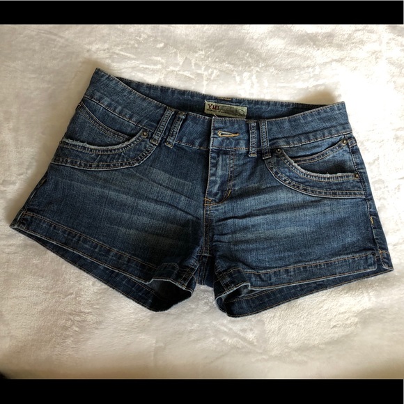 YMI Denim shorts - Picture 1 of 6